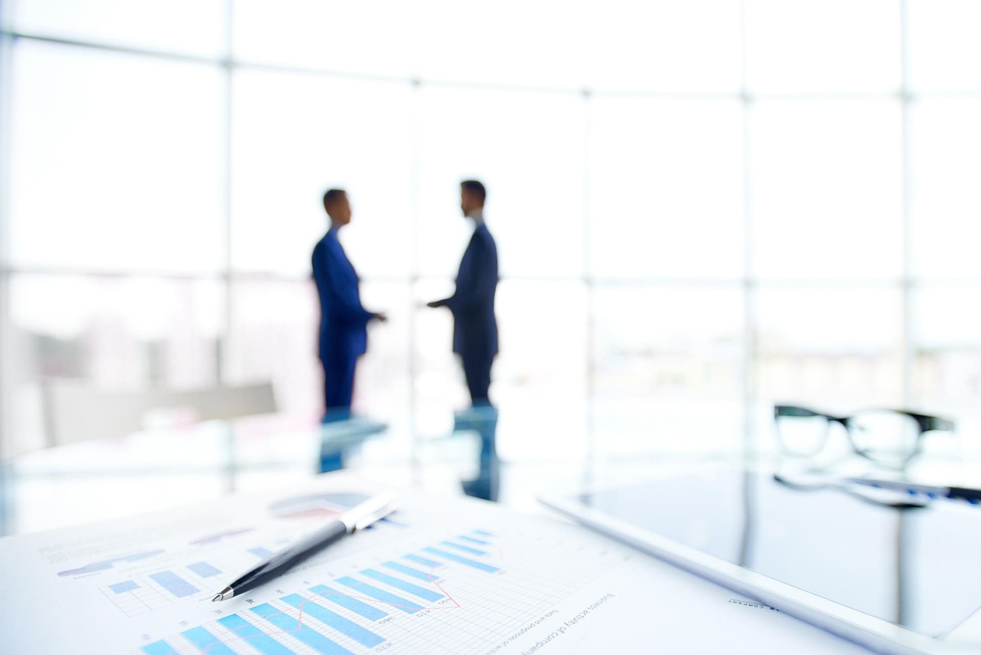 Estrategias para Invertir en Bienes Raíces sin Necesidad de Grandes Capitales