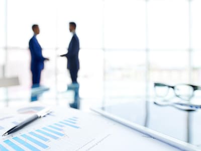 Estrategias para Invertir en Bienes Raíces sin Necesidad de Grandes Capitales